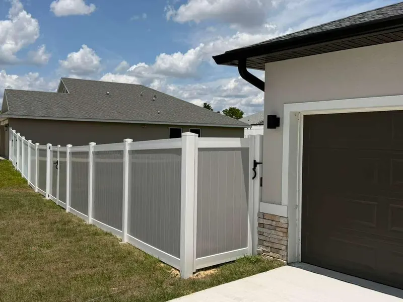White vinyl privacy fence corner detail